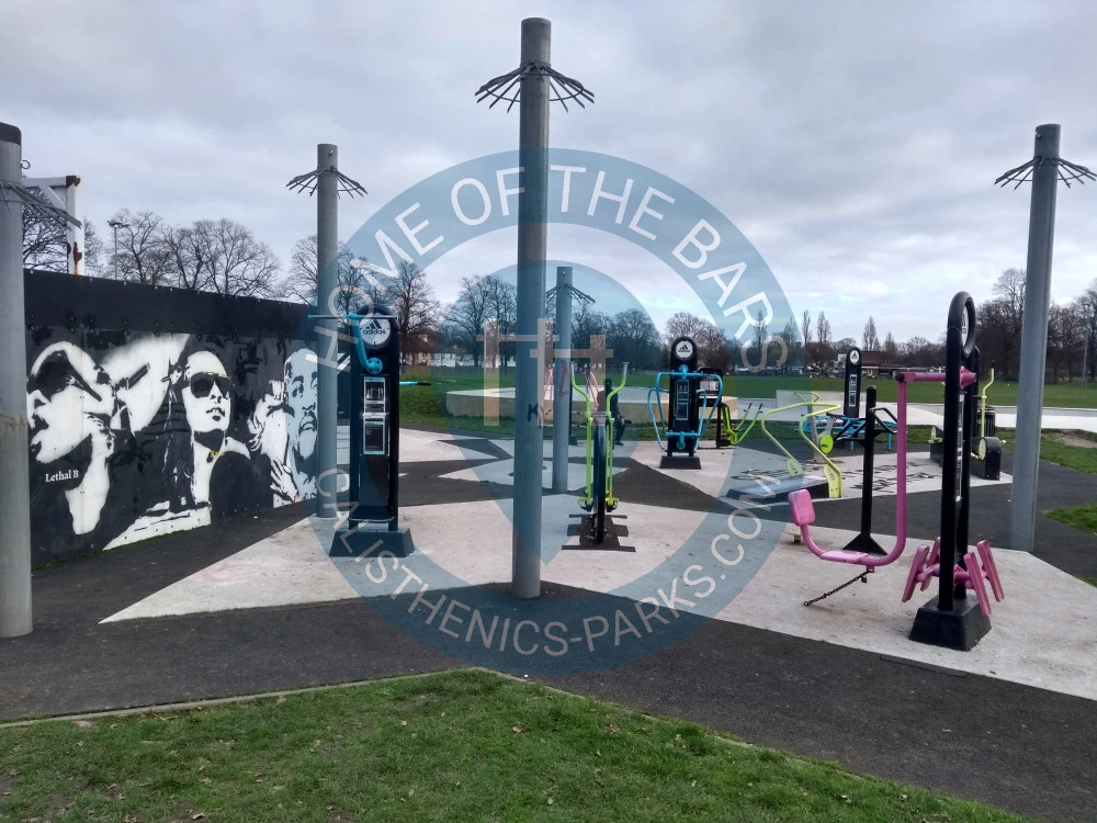 London - Outdoor Gym - Charlton Park TGO gym - United Kingdom - Spot