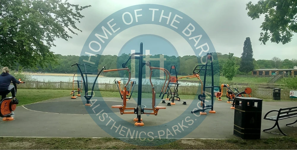 London - Exercise Park - Neasden Brent Reservoir Outdoor Gym - United Kingdom - Spot