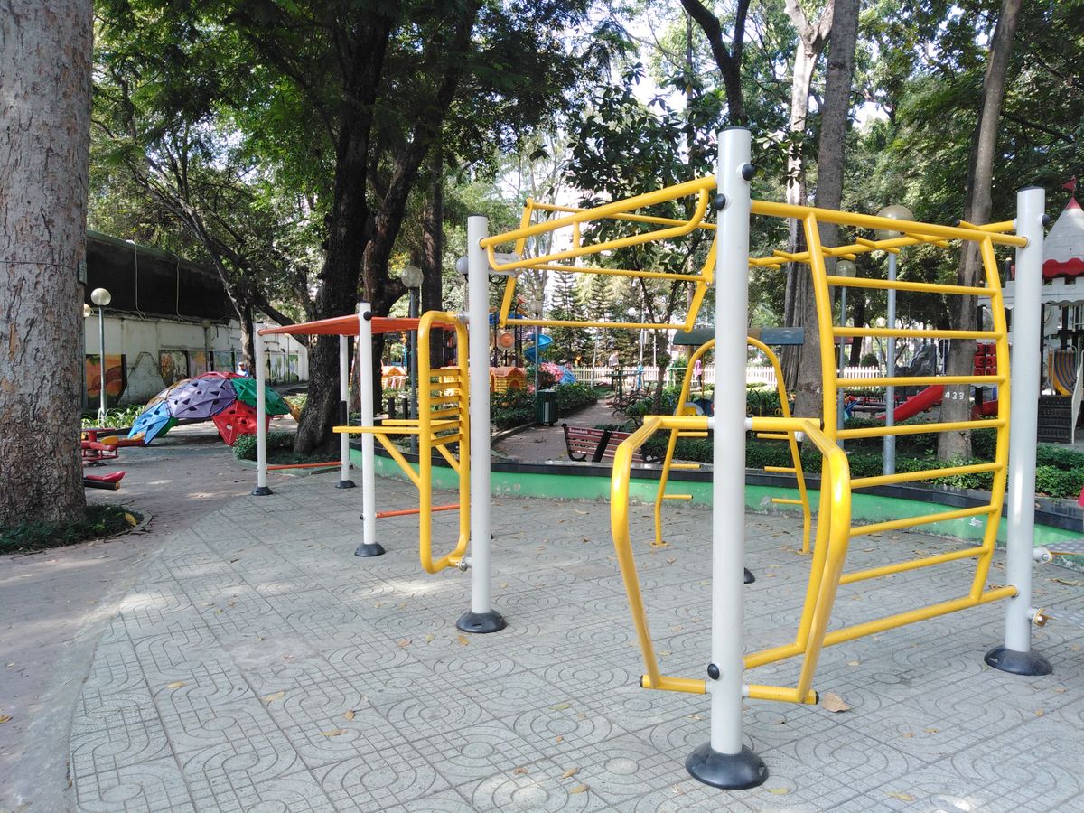 Calisthenics park in サボテンガーデン, Trương Định, Phường Bến Thành, Quận 1, Thành phố Hồ Chí Minh, 71009, Việt Nam