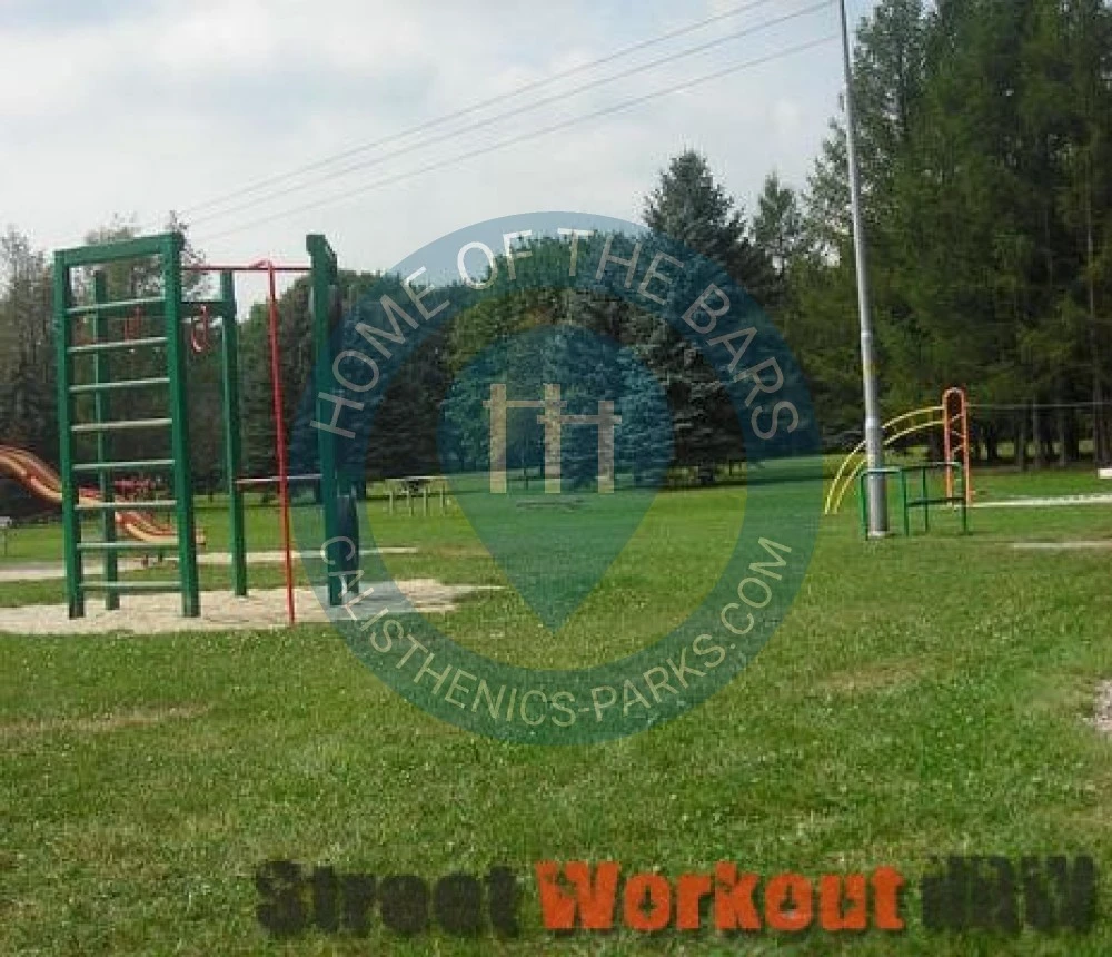 Rzeszów - Outdoor Gym Park  - Zdrowia - Poland - Spot