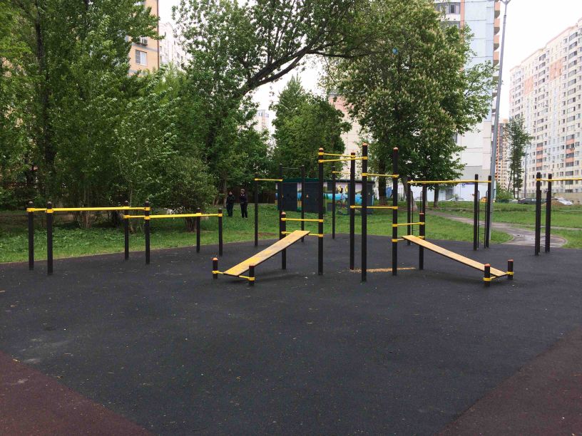 Outdoor Pull Up Bars - Moscow - Moscow - Calisthenics Park - Ленинский Проспект - Russia - Spot