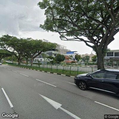 Fitness Trail - Singapore - Serangoon North Fitness Trail - Parallel bars, sit-up bench - Singapore - Spot