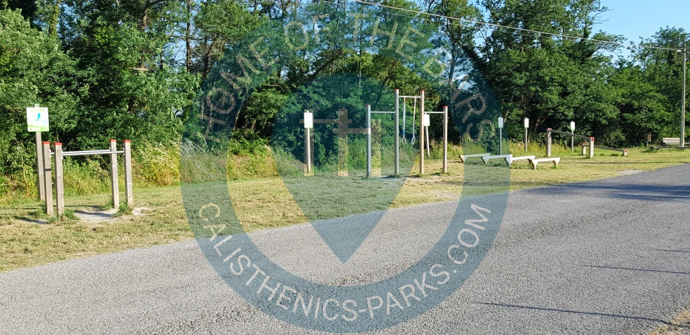 Calisthenics park in Via Sant'Agata, La Croce, Buti, Pisa, Toscana, 56032, Italia