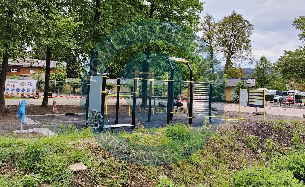 Calisthenics park in 
Address
                                    Berthastraße 47, 9201 Krumpendorf am Wörther See, Austria
                            