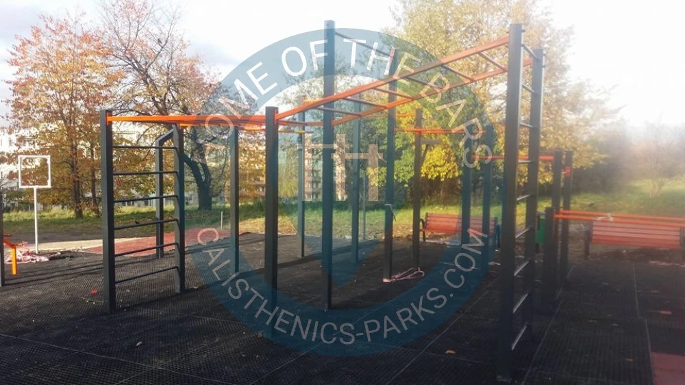 Calisthenics park in 21a, Adolfa Dygasińskiego, Biała Krakowska, Bielsko-Biała, 43-300, Polska