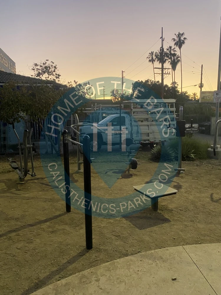 Fitness Park - Los Angeles - Outdoor Gym Highland Park Community Playground - United States - Spot