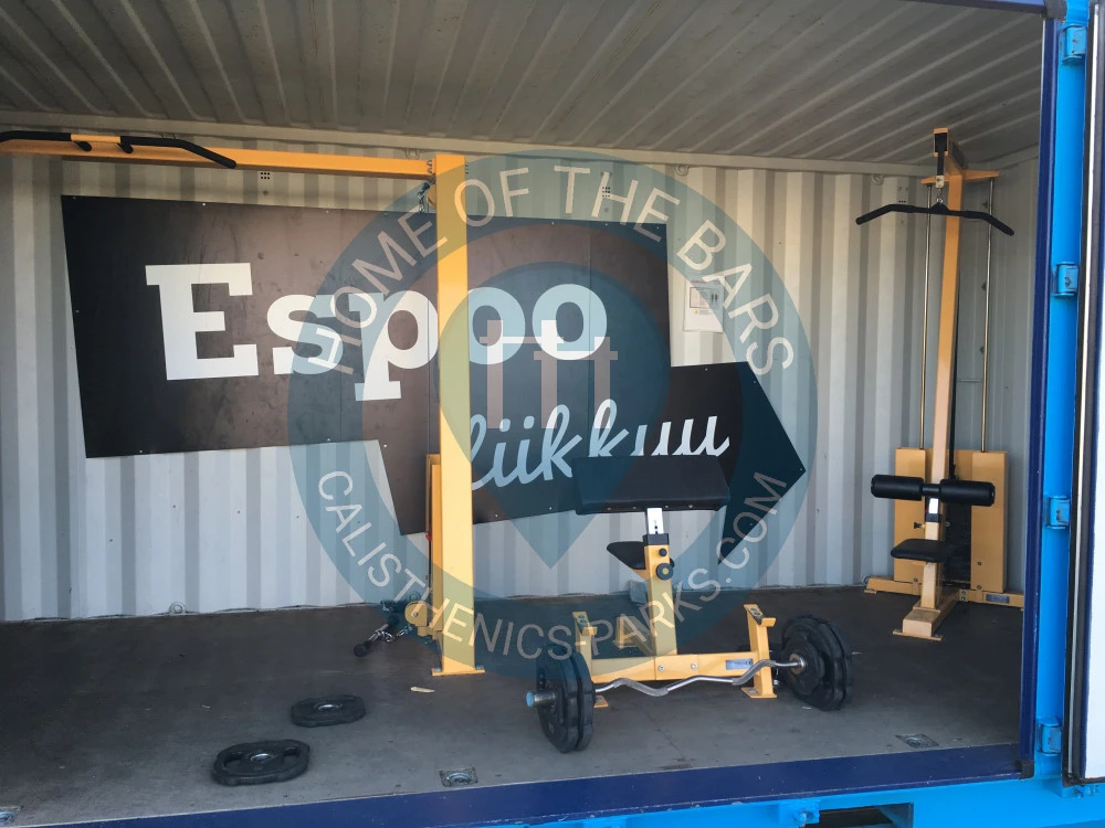 Calisthenics park in Espoonlahden urheilupuisto, 2-4, Espoonlahdentie, Espoonlahden keskus, Espoonlahti, Suur-Espoonlahti, Espoo, Helsingin seutukunta, Uusimaa, Etelä-Suomen aluehallintovirasto, Manner-Suomi, 02070, Suomi / Finland