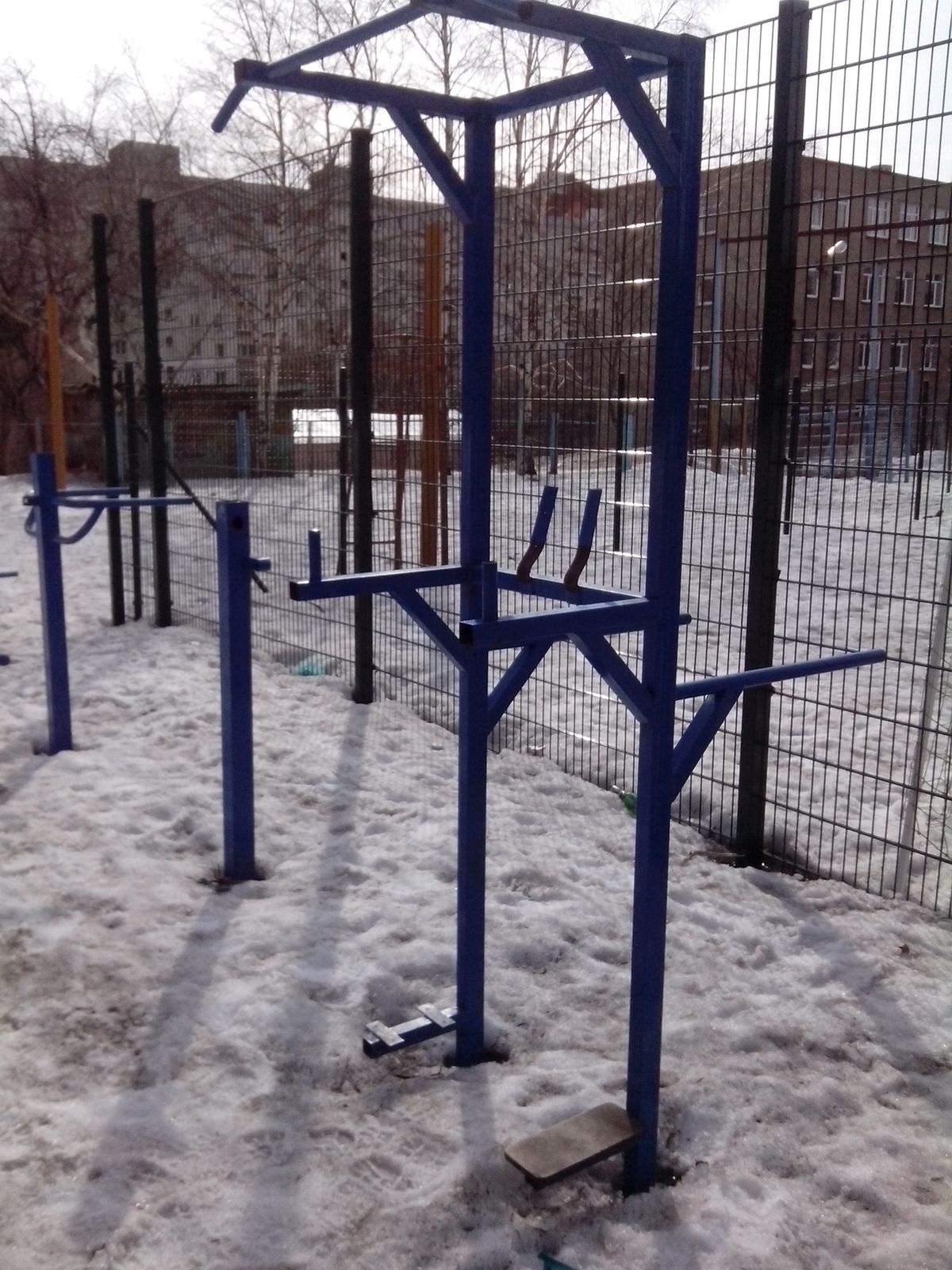 Outdoor Gym - Ufa - Ufa - Calisthenics Park - БЦ «Электролуч» - Russia - Spot