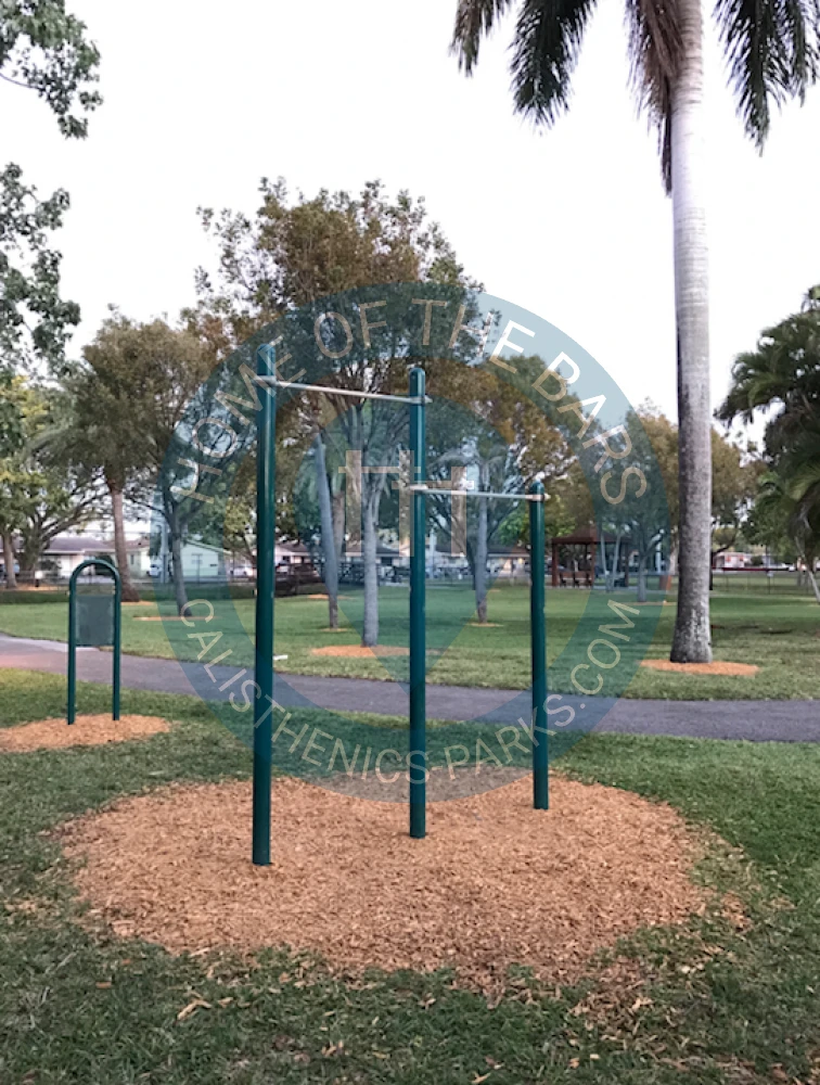 Hallandale Beach - Outdoor Exercise Park - Ingalls Park - United States - Spot