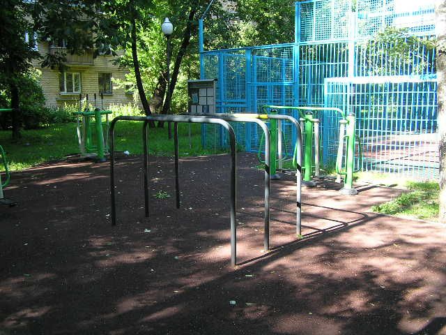 Public gym park - Moscow - Calisthenics workout - Russia - Spot