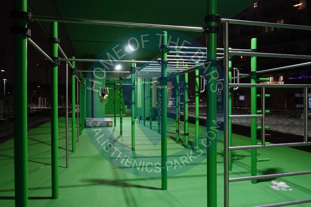 Calisthenics park in 9, Am Ostrom-Park, Am Seebogen, KG Aspern, Donaustadt, Wien, 1220, Österreich