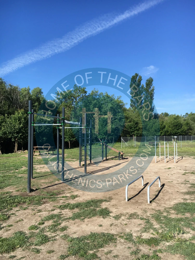Manzanares el Real - Calisthenics Equipment - Avenida de la Pedriza - Spain - Spot