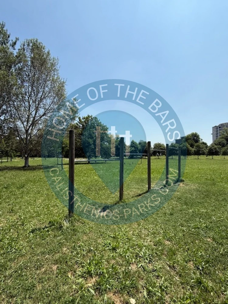 Calisthenics park in 42, Via Monsignore Luigi Della Valle, Villaggio Giardino, San Faustino-Madonnina-Quattroville, Modena, Emilia-Romagna, 41126, Italia
