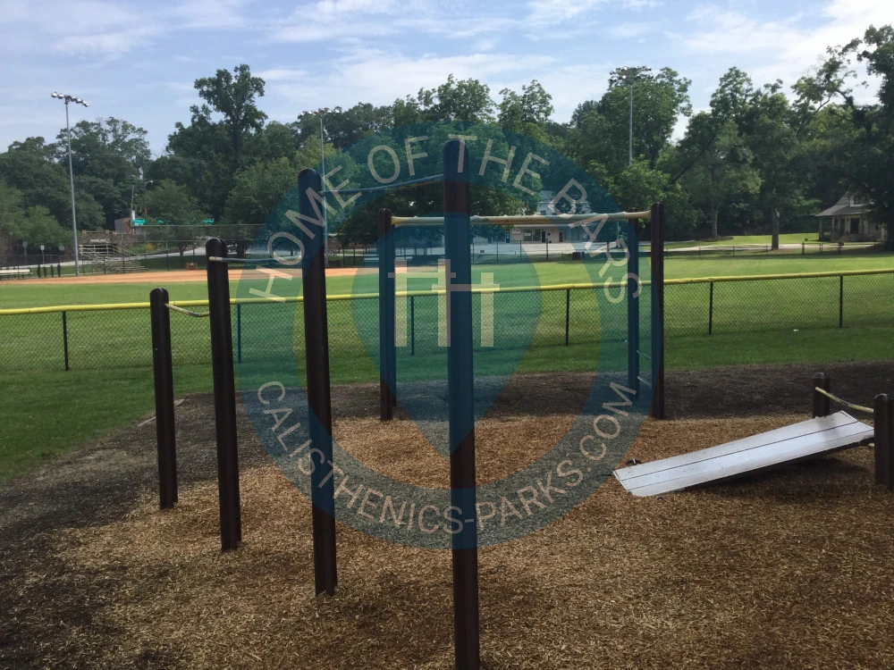 Greenville - Outdoor Exercise Park - Cleveland Park - United States - Spot