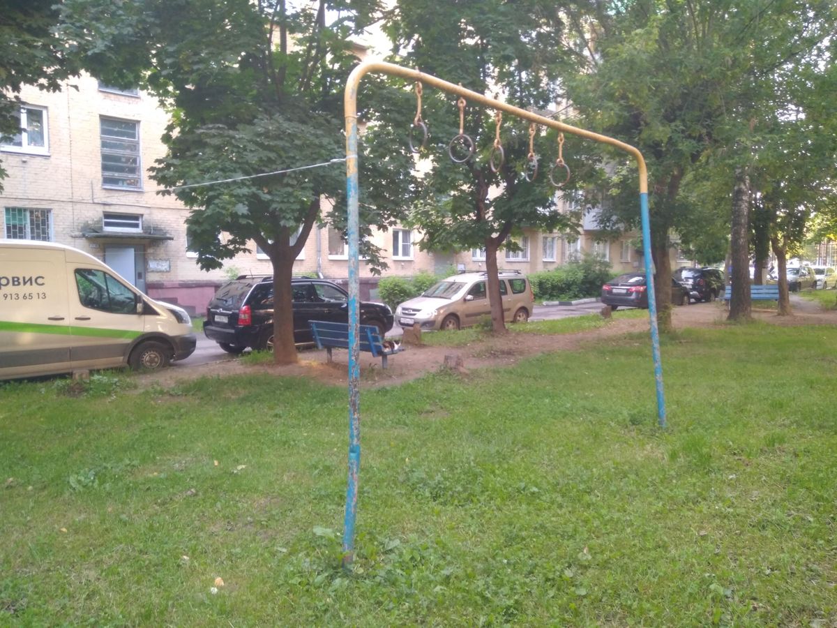 Calisthenics park in 8, Западная улица, Климовск, Подольск, городской округ Подольск, Московская область, Центральный федеральный округ, 142100, Россия
