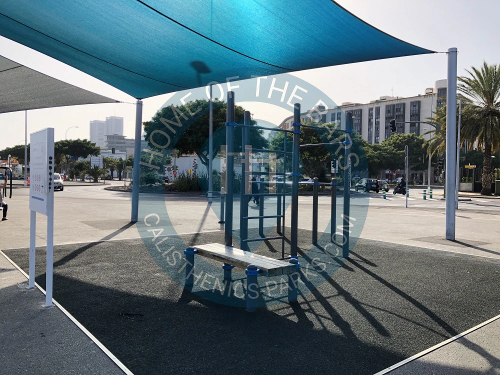 Calisthenics park in Vía de Servicio Los Llanos, El Cabo, Salud-La Salle, Santa Cruz de Tenerife, Canarias, 38003, España
