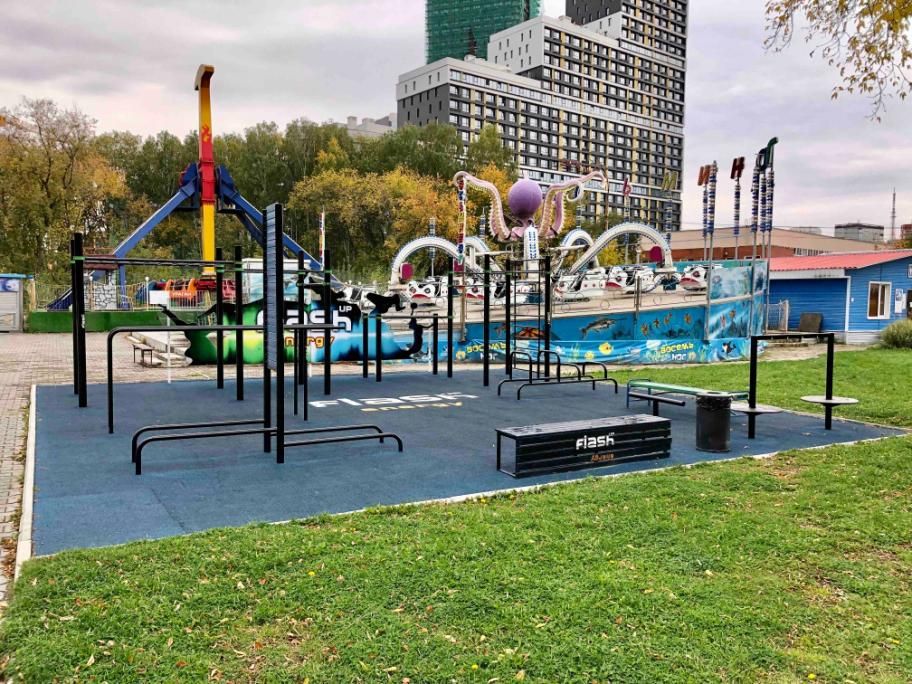 Outdoor Gym - Yekaterinburg - Yekaterinburg - Aire de Fitness - Фестиваль Барбекю - Russia - Spot