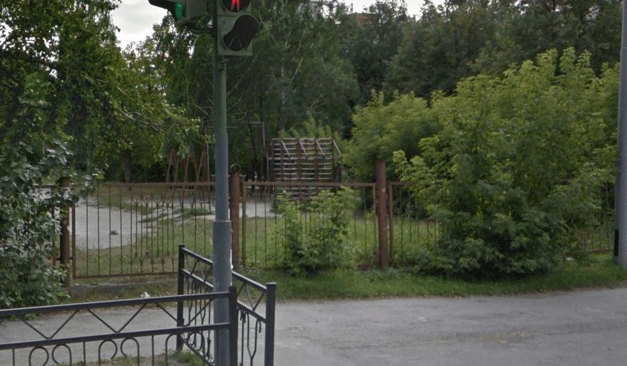 Outdoor Gym - Yekaterinburg - Yekaterinburg - Aire de Fitness - Аптека Пульс - Russia - Spot