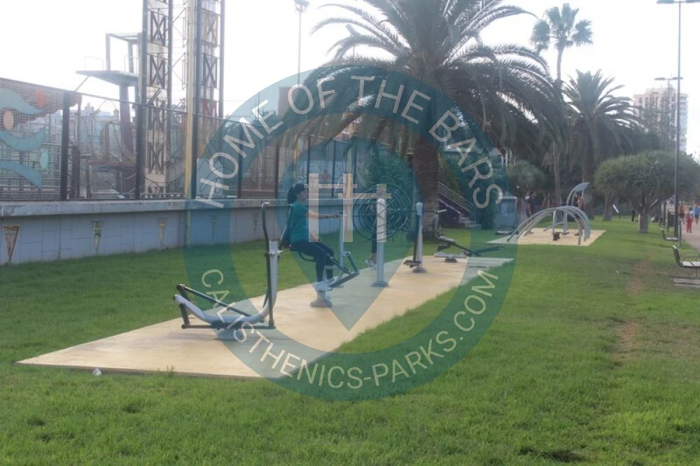 Calisthenics park in Club de natación Metropole, Calle Beethoven, Ciudad Jardin, Las Palmas de Gran Canaria, Las Palmas, Canarias, 35005, España