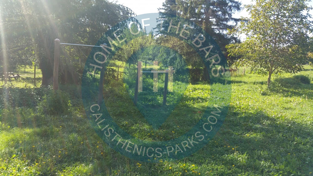 Castel del Piano - Outdoor Pull Up Bars - Italy - Spot
