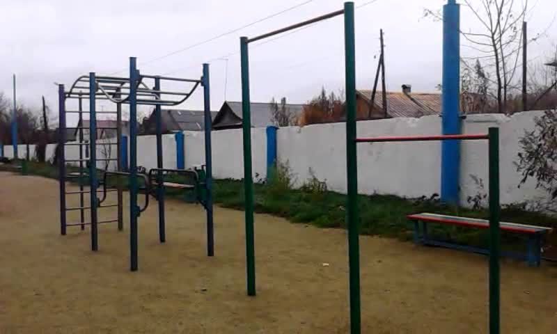 Outdoor Gym - Engels - Engels - Street Workout Park - Стоянка - Russia - Spot