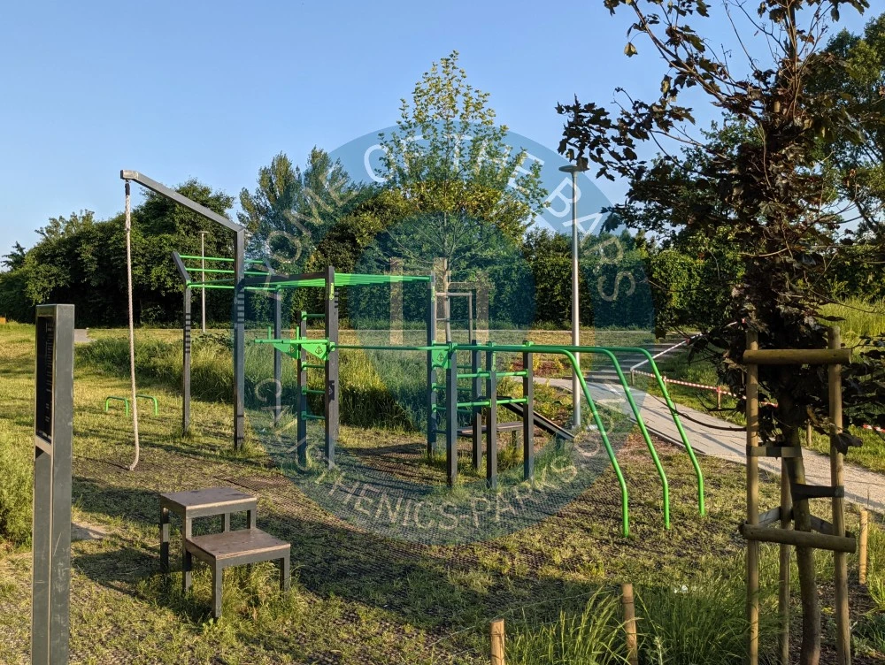 Calisthenics park in Jana Zamoyskiego, Port Praski, Stara Praga, Praga-Północ, Warszawa, województwo mazowieckie, 03-713, Warszawa