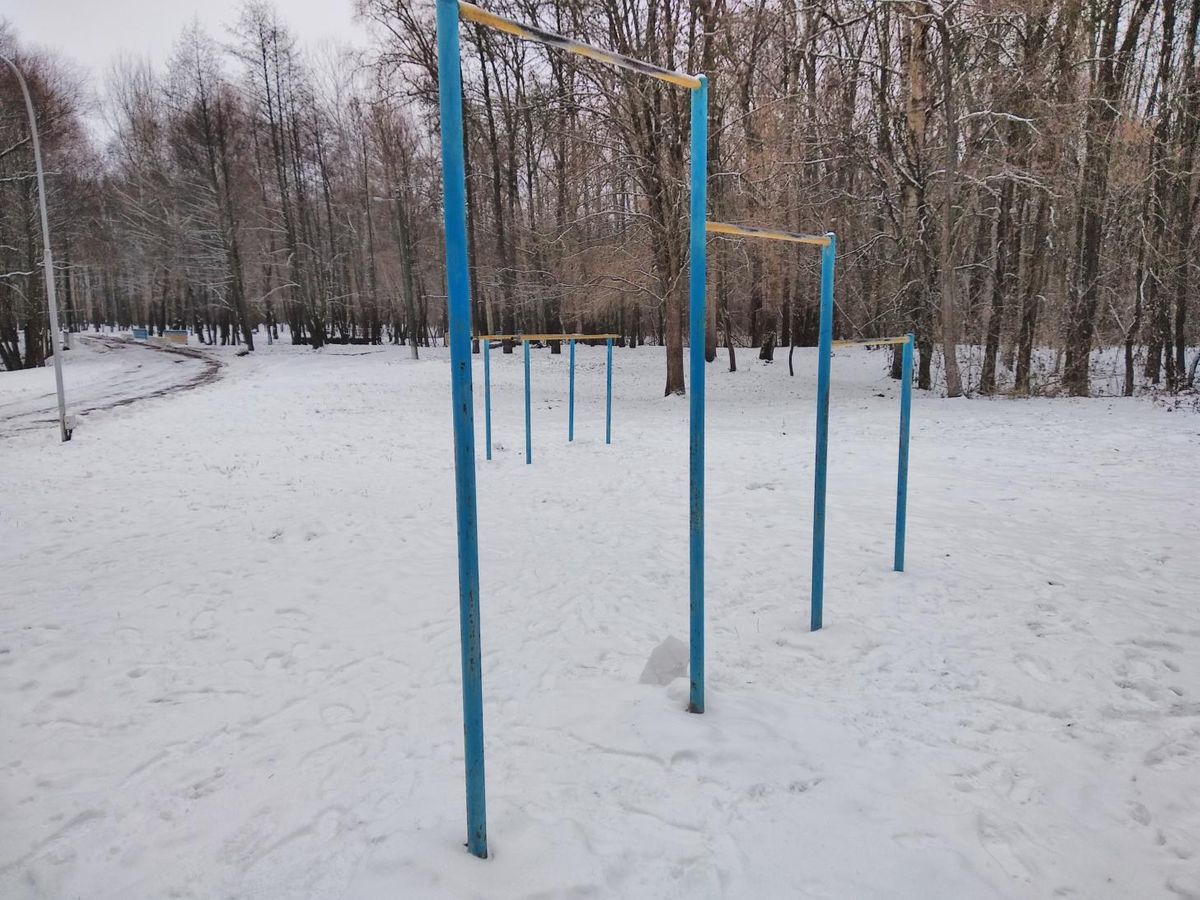 Outdoor Gym - Chernihiv - Chernihiv - Calisthenics Gym - Золотой Берег - Ukraine - Spot