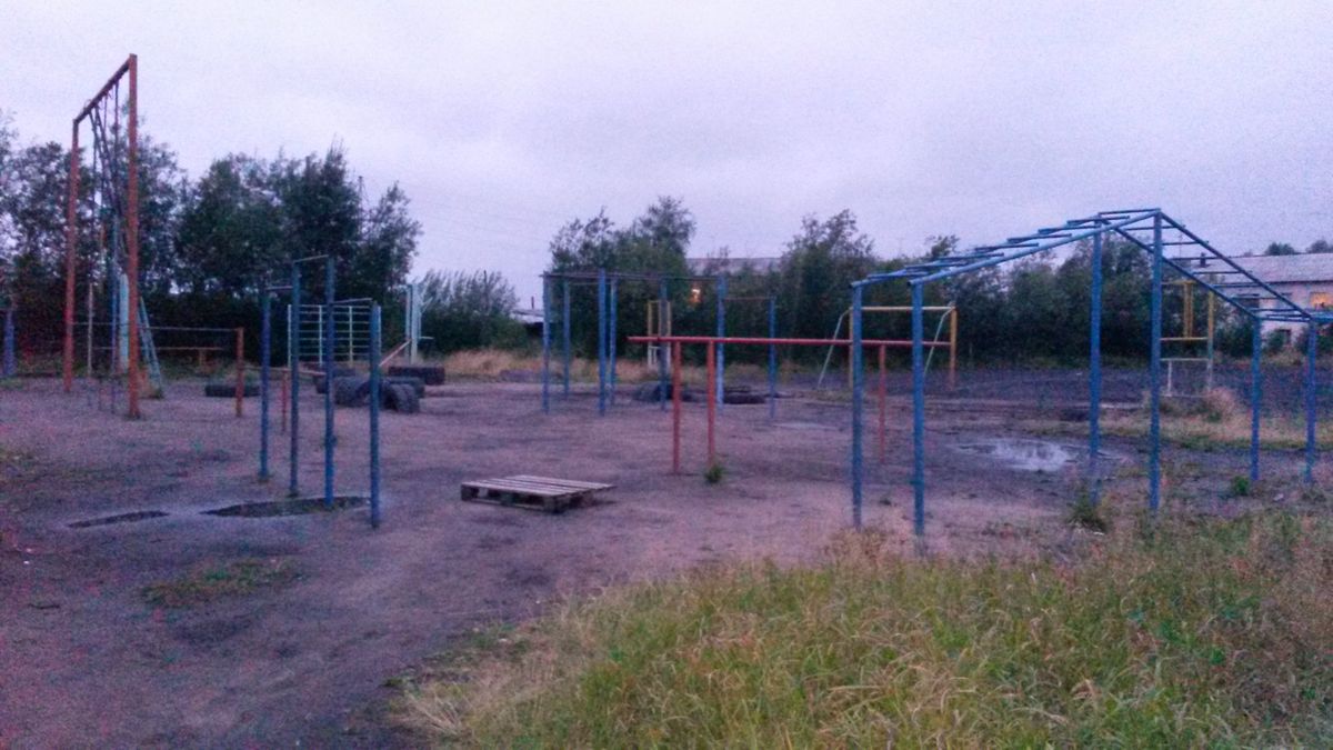 Outdoor Gym - Inta - Inta - Street Workout Park - Улица Чернова - Russia - Spot