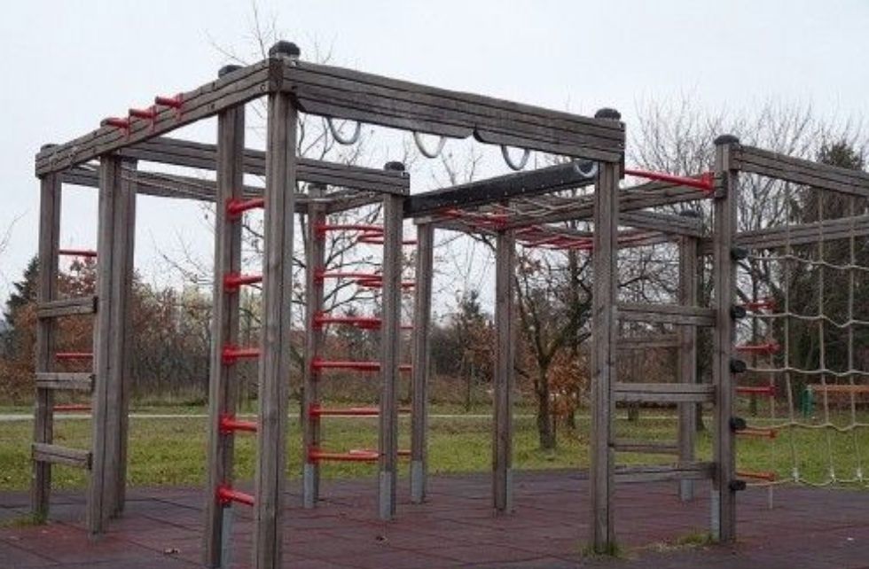 Warsaw - Outdoor Gym - Tarchomin - Poland - Spot