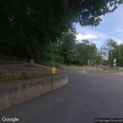 Exercise Park - Neuwied - Kinderspielplatz mit Klimmzugstange - Germany - Spot