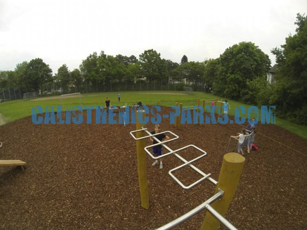 Calisthenics park in 50, Veitingergasse, KG Lainz, Hietzing, Wien, 1130, Österreich