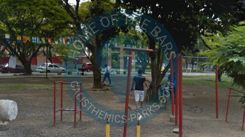 Cali - Outdoor Gym - Rio Mélendez - Colombia - Spot