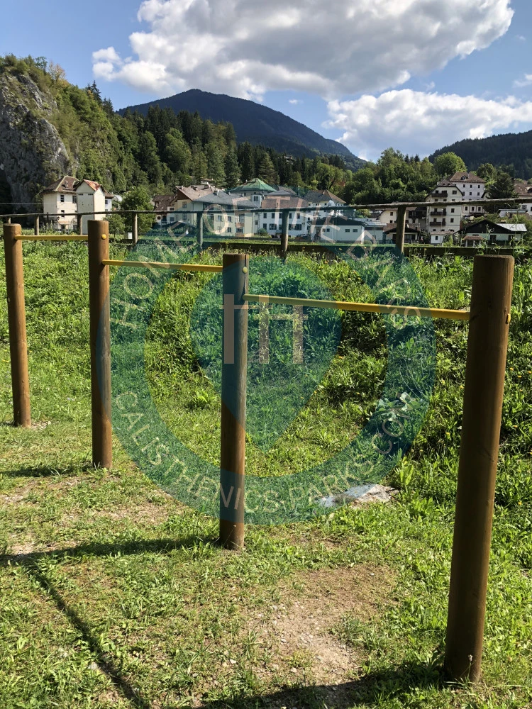 Calisthenics park in 10a, Via Statale, Entrampo, Comeglians, Udine, Friuli-Venezia Giulia, 33023, Italia