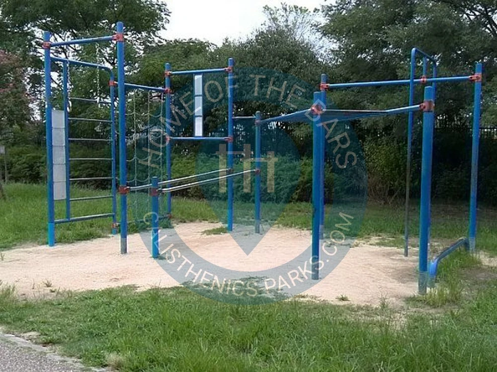 Osaka - Outdoor Exercise park - Tatsumihigashi Ryokuchi Park - Japan - Spot