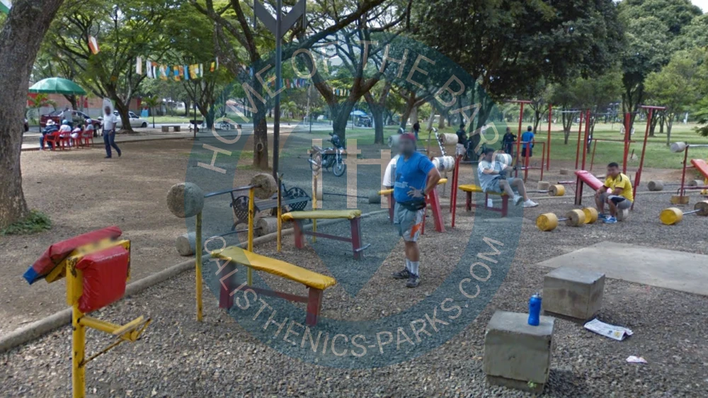 Calisthenics park in Carrera 83, El Ingenio, Comuna 17, Perímetro Urbano Santiago de Cali, Cali, Sur, Valle del Cauca, RAP Pacífico, 760001, Colombia