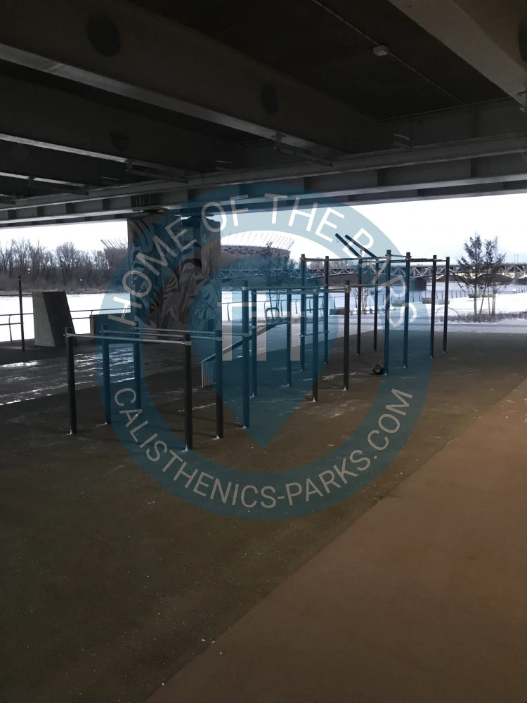 Warsaw - Calisthenics Stations - Fest Workout - Poland - Spot