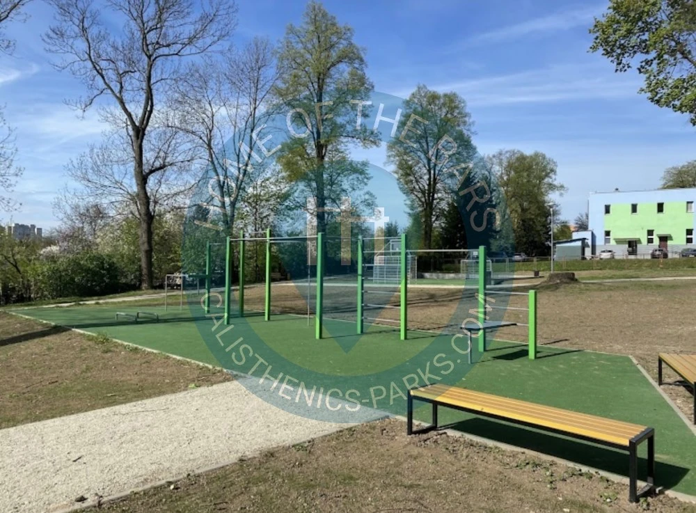 Outdoor Gym - Kłodzko - Calisthenic Park - os.Świętego Wojciecha - Poland - Spot