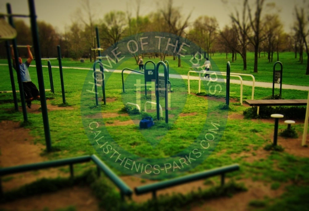 Louisville (Kentucky) - Street Workout Park - Tom Sawyer Park - United States - Spot