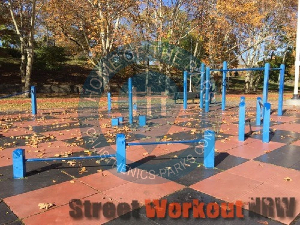 New York - Street Workout Spot- St. Marys Park (Bronx) - United States - Spot