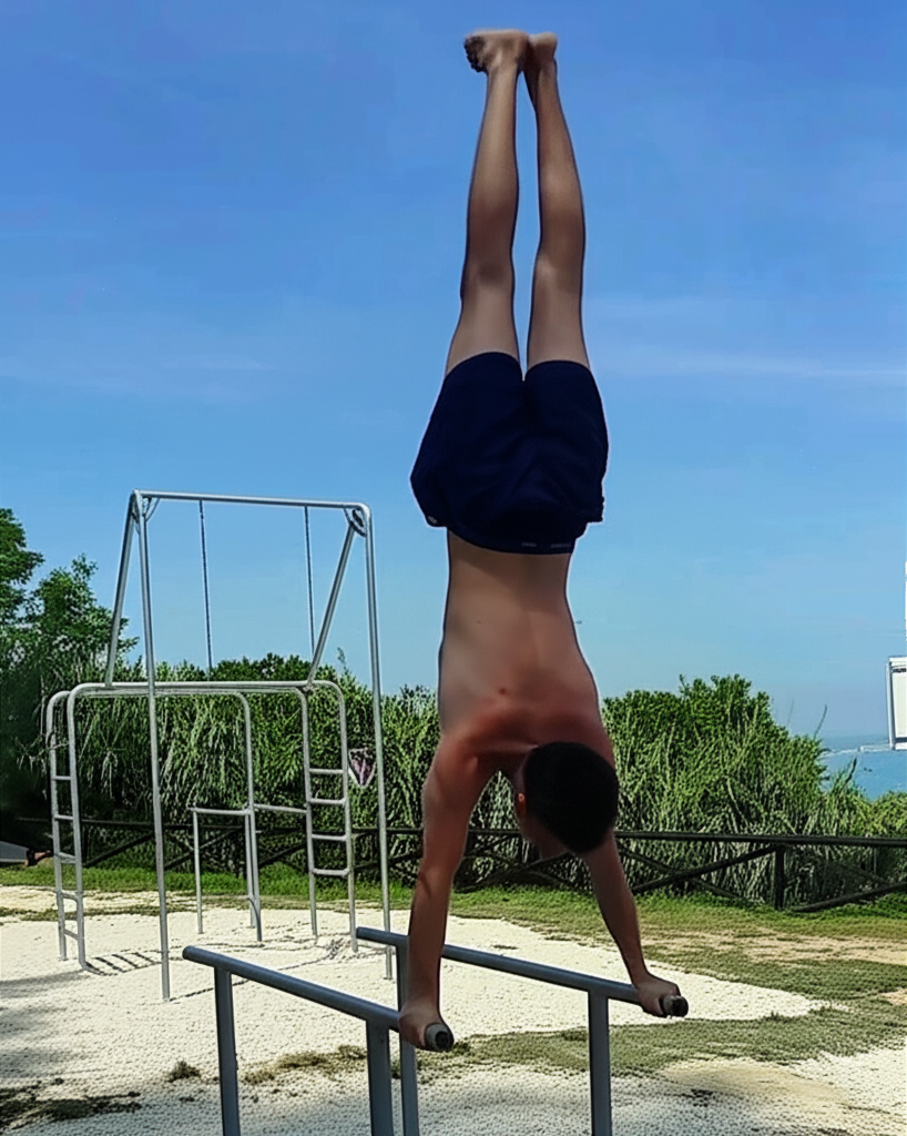 Calisthenics park in Piazza Valbruna, Gabicce Monte, Gabicce Mare, Pesaro e Urbino, Marche, 61011, Italia