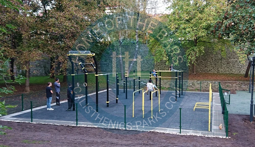 Calisthenics park in Calisthenics-Park Stadtgraben, Villacher Ring, Innere Stadt, Klagenfurt am Wörthersee, Kärnten, 9020, Österreich