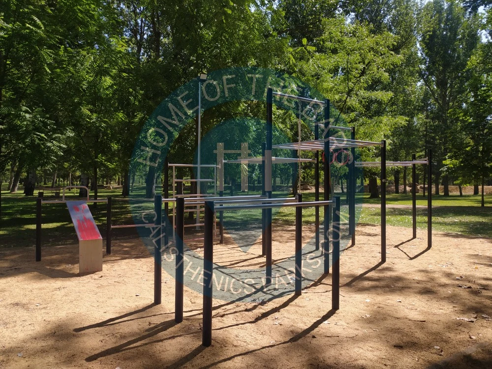 Calisthenics park in Camino de Matute, Virgen del Pilar, Almazán, Soria, Castilla y León, 42200, España