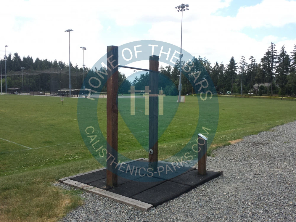 University Place (WA) - Outdoor Pull Up Bar - Cirque Bridgeport Park - United States - Spot