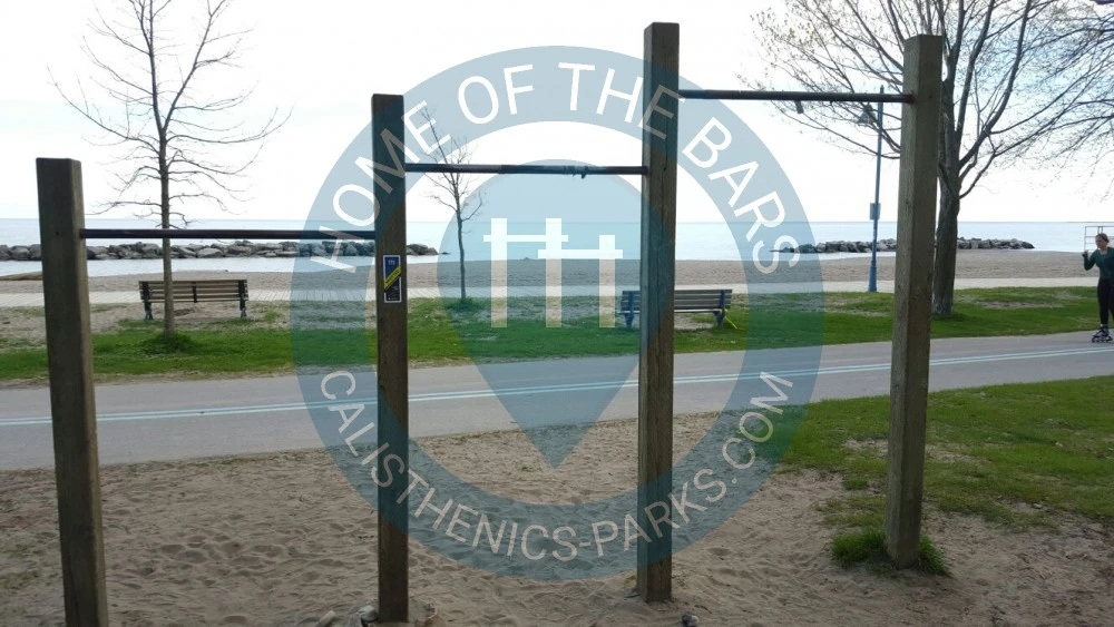 Toronto - Exercise Station- Woodbine Beach Park - Canada - Spot
