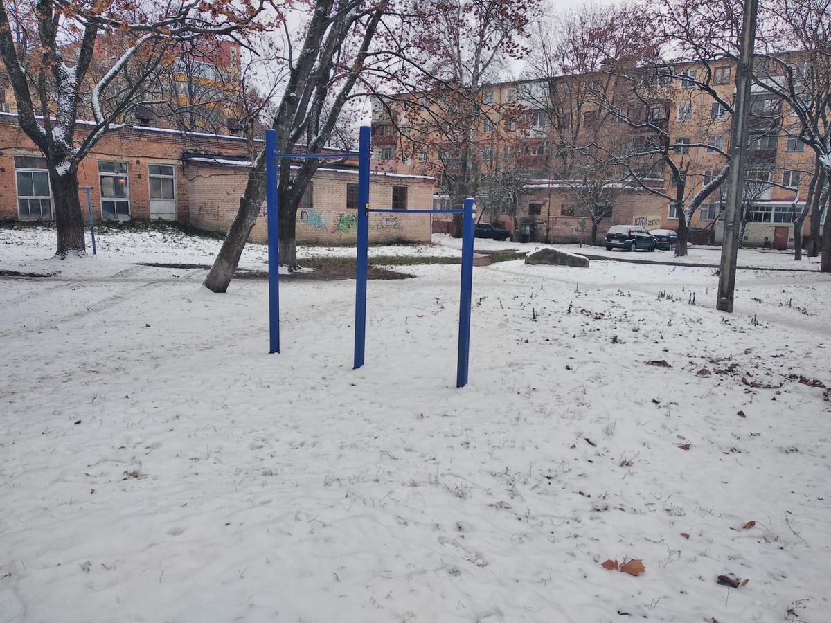 Outdoor Gym - Chernihiv - Chernihiv - Aire de Fitness - Арт-Клуб - Ukraine - Spot