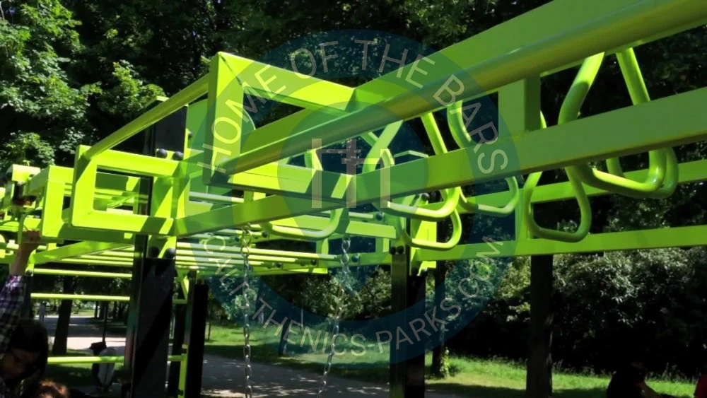 Calisthenics park in Tennis Club Gennevillois, Rue Charles Lacoste, Le Village, Gennevilliers, Arrondissement de Nanterre, Hauts-de-Seine, Île-de-France, France métropolitaine, 92230, France