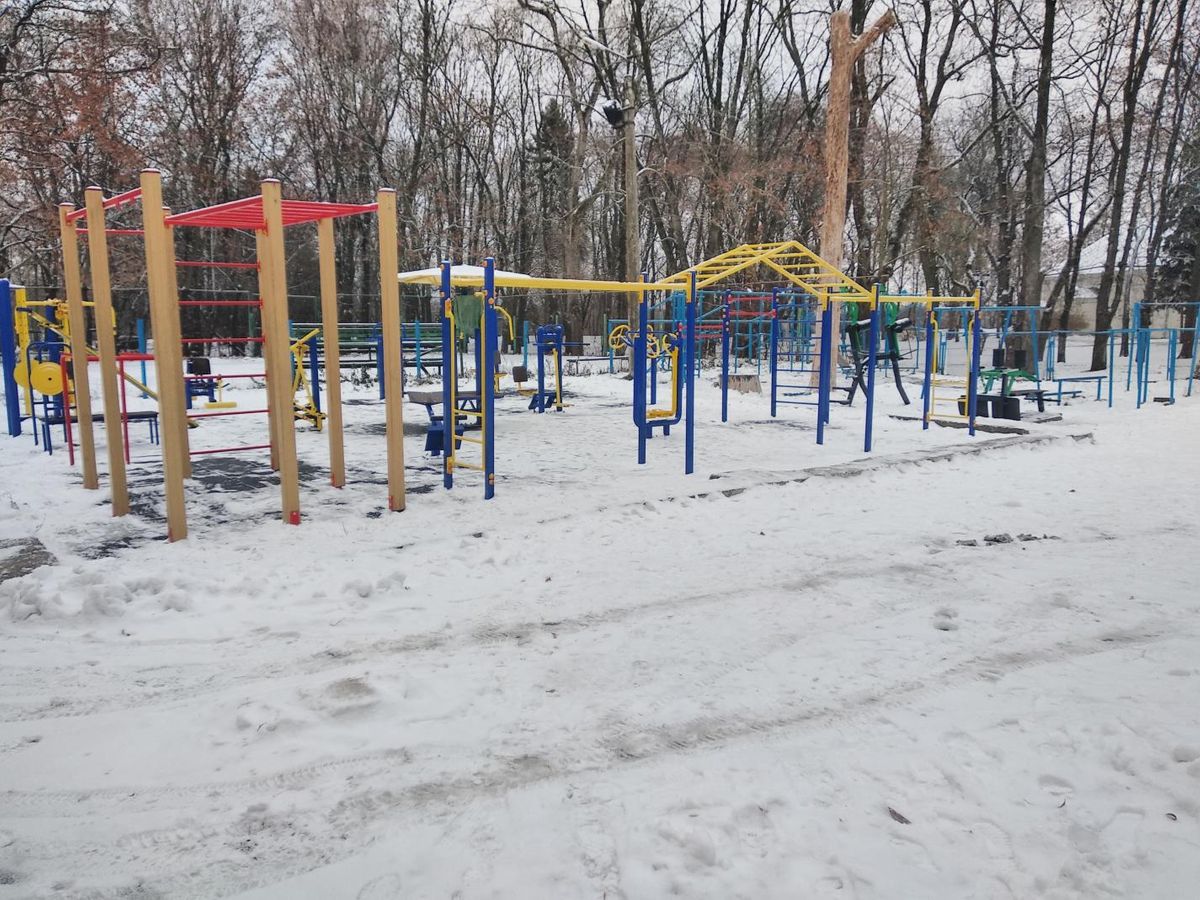 Outdoor Gym - Chernihiv - Chernihiv - Street Workout Park - Bubble Bar - Ukraine - Spot