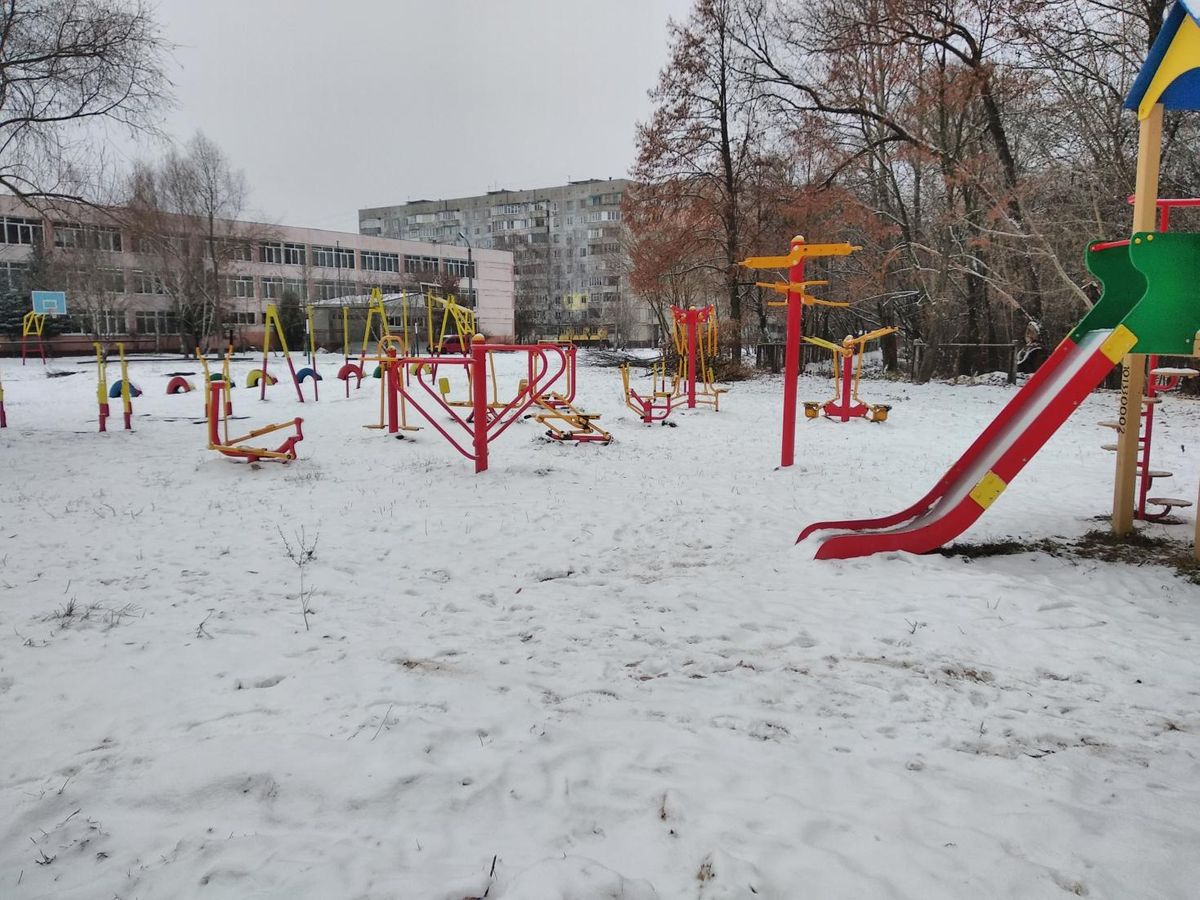 Outdoor Gym - Chernihiv - Chernihiv - Calisthenics Park - Школа №2 - Ukraine - Spot