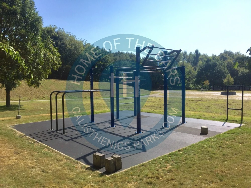 Dúbravka - Street Workout Equipment - RVL13 - Slovakia - Spot