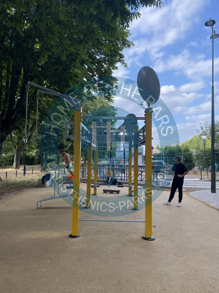 Calisthenics park in 
Address
                                    49 Avenue Du Maréchal Franchet D'espérey, 75016 Paris, France
                            